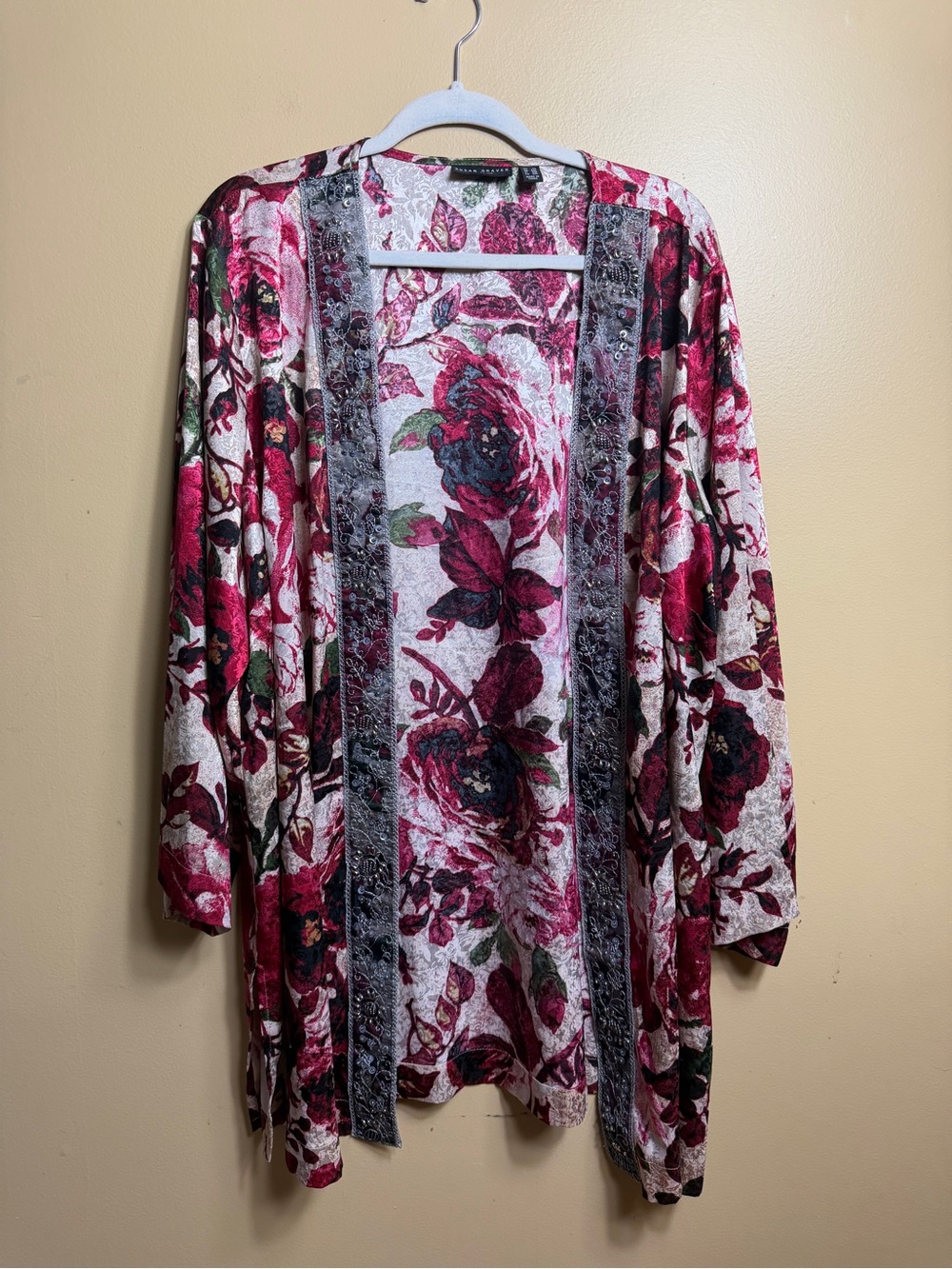 Susan Graver Artisan Floral Kimono Cardigan Beaded Trim Plus Size 2X red